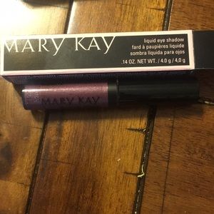 Mary Kay Liquid Eye Shadow